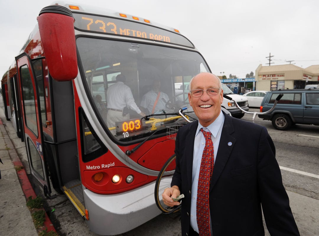 City Council Member Bill Rosendahl and new Metro Rapid 733