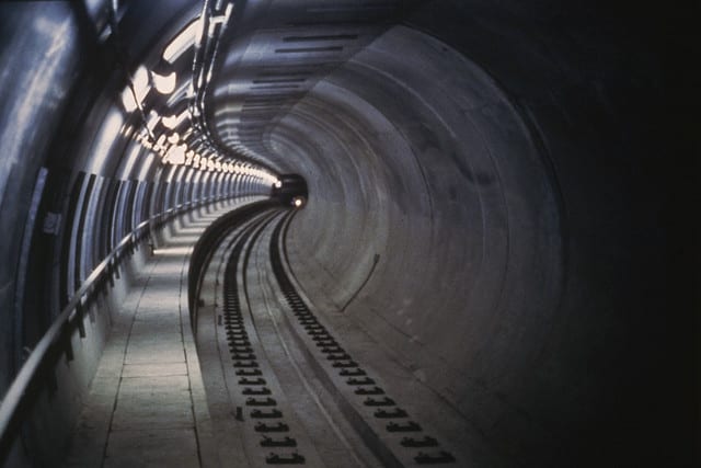 RedLinetunnel