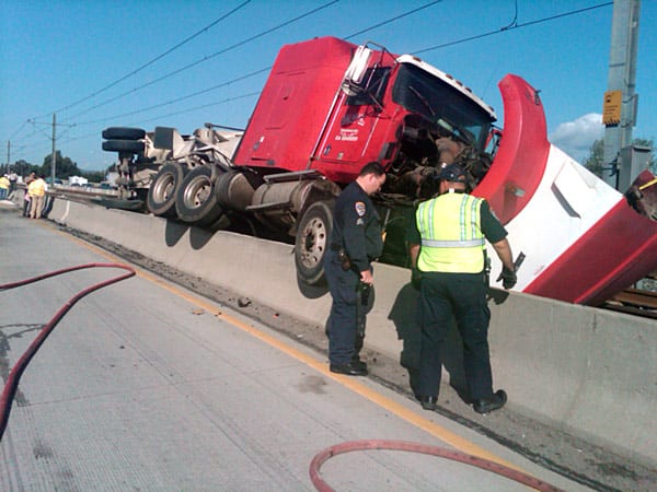 From All Pasadena area stations in service; only Sierra Madre Villa remains closed due to 210 freeway accident From All Pasadena area stations in service; only Sierra Madre Villa remains closed due to 210 freeway accident