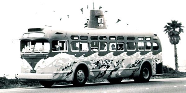 Street Fleet RTD’s“Street Fleet” motorcoaches that carried beach-goers to Santa Monica in 1974 were painted to look like submarines.