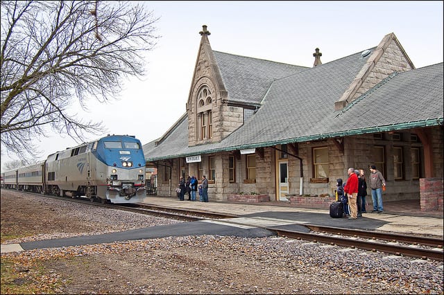 Amtrak between Chicago and STL
