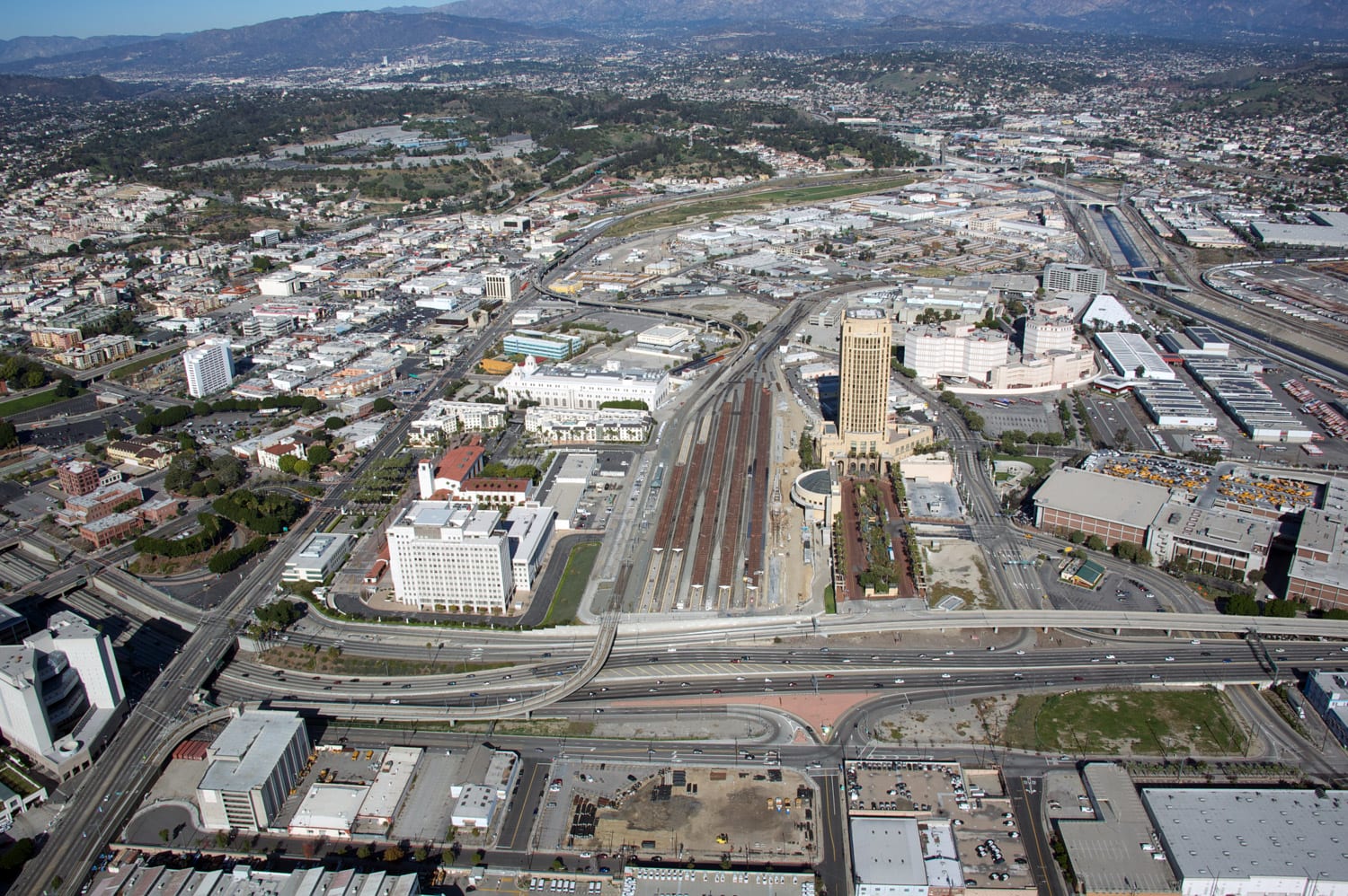 ULI Panel: As the regional transit hub, Union Station connects five southern California counties with multiple rail and commuter lines, including Amtrak, Metro Rail, and Metrolink as well as Metro and other tranist buses.