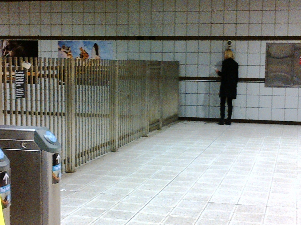 Testing Gate Help at Wilshire/Normandie.