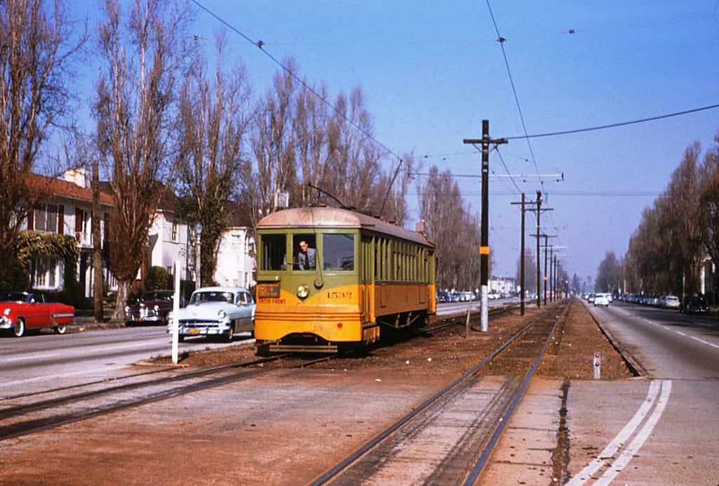 Photo by Alan Weeks, via the Metro Transportation Library & Archive's Flickr stream. 