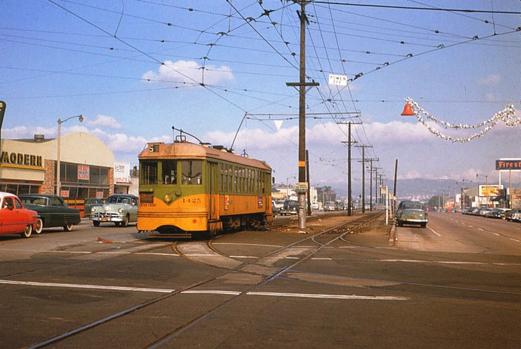 Photo by Alan Weeks, via Metro Transportation Library & Archive's Flickr stream. 