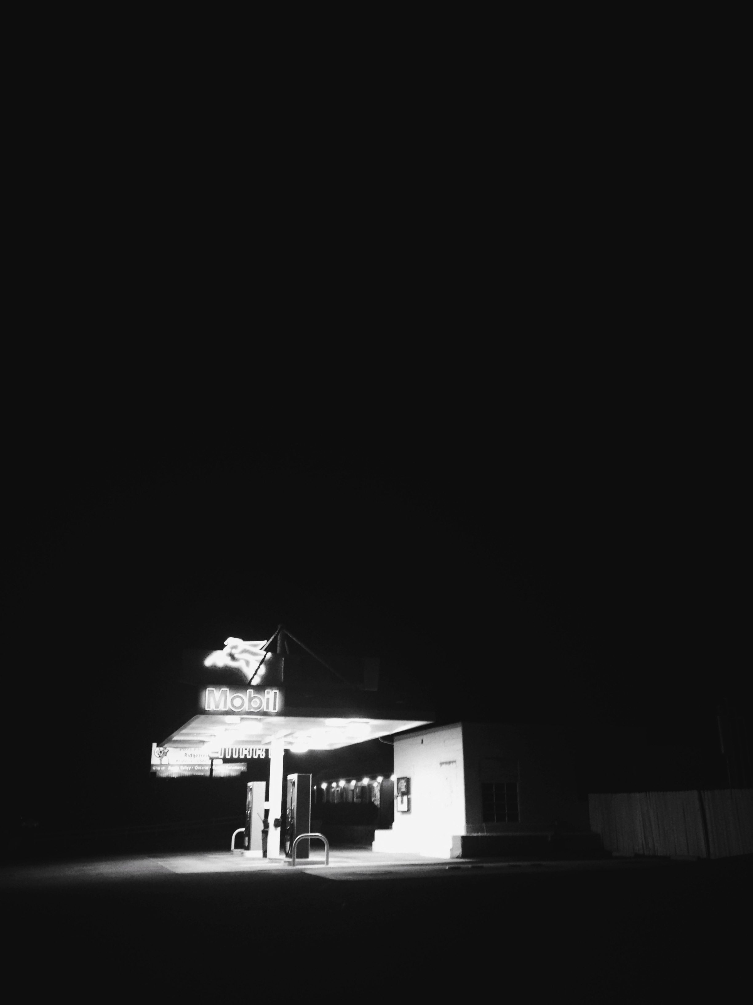 ART OF TRANSIT: Somewhere in the night at this gas station in California; looks like the kind of photos found in old Bruce Springsteen albums. The reader who correctly guesses the location will be showered with praise in tomorrow's headlines. Readers who fully understand the 