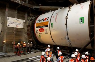 Tunnel boring machine