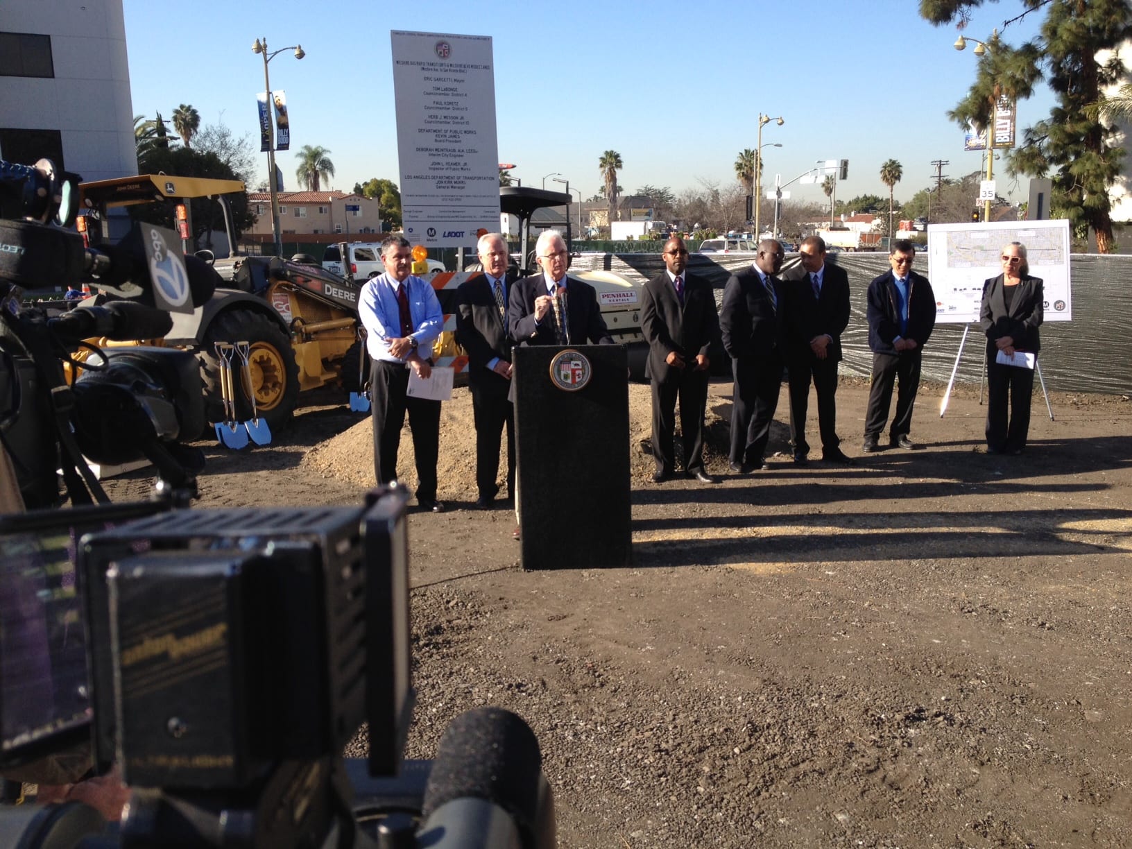 Los Angeles City Councilman Tom LeBonge, Los Angeles County Metropolitan Transportation Authority (Metro) Deputy CEO Paul Taylor, Los Angeles Board of Public Works Commissioner Matt Szabo, Los Angeles Bureau of Engineering Interim City Engineer Doborah Weintraub and Los Angeles Department of Transportation General Manager Jon Kirk Mukri at the groundbreaking for Wilshire BRT lanes. Photo: Paul Gonzalez/Metro