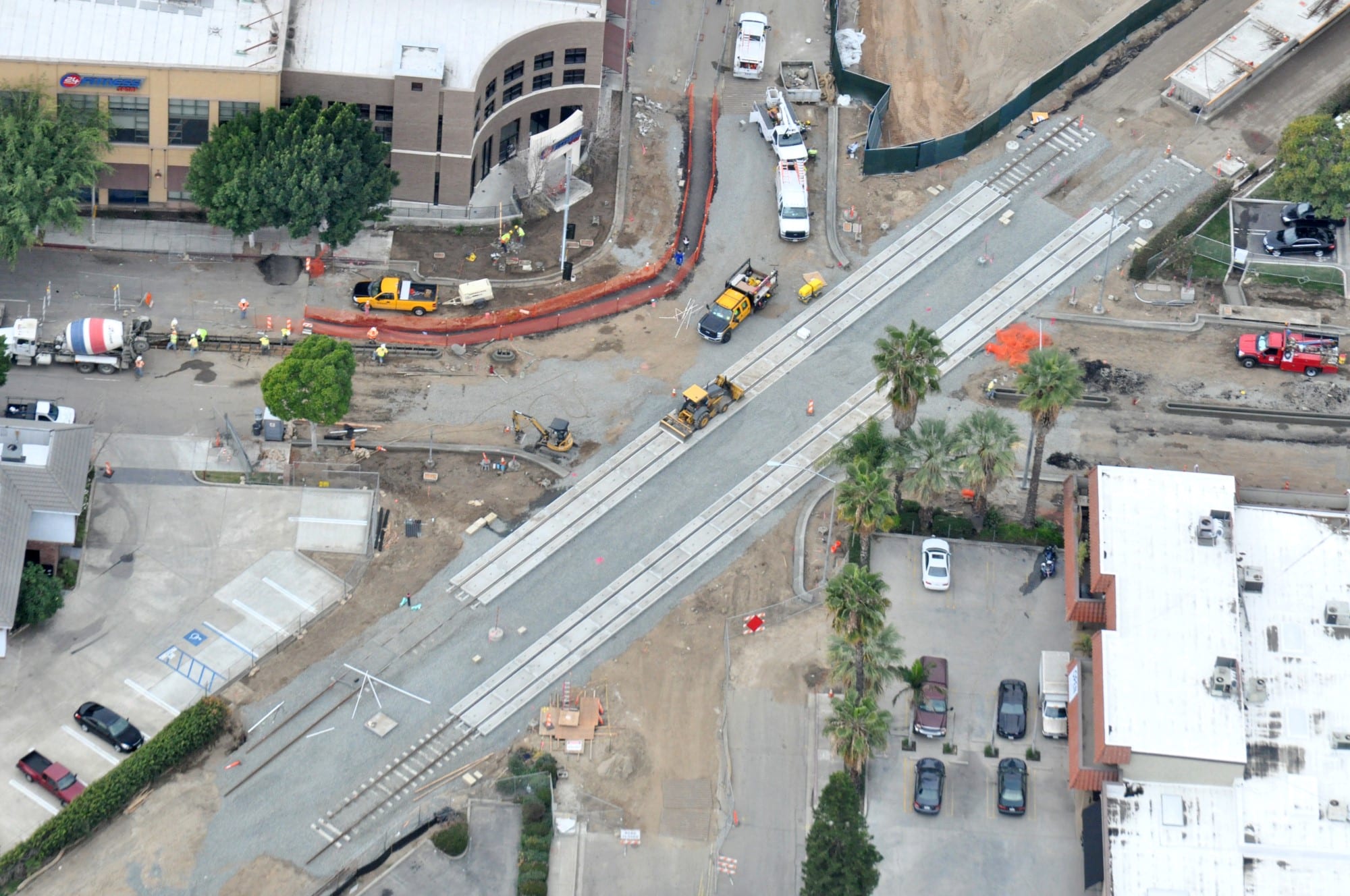 First_Ave-Santa_Clara_St_Crossing,_Arcadia_(2)