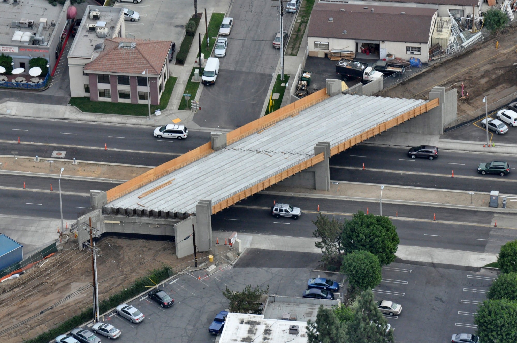 Santa_Anita_Bridge_-_aerial