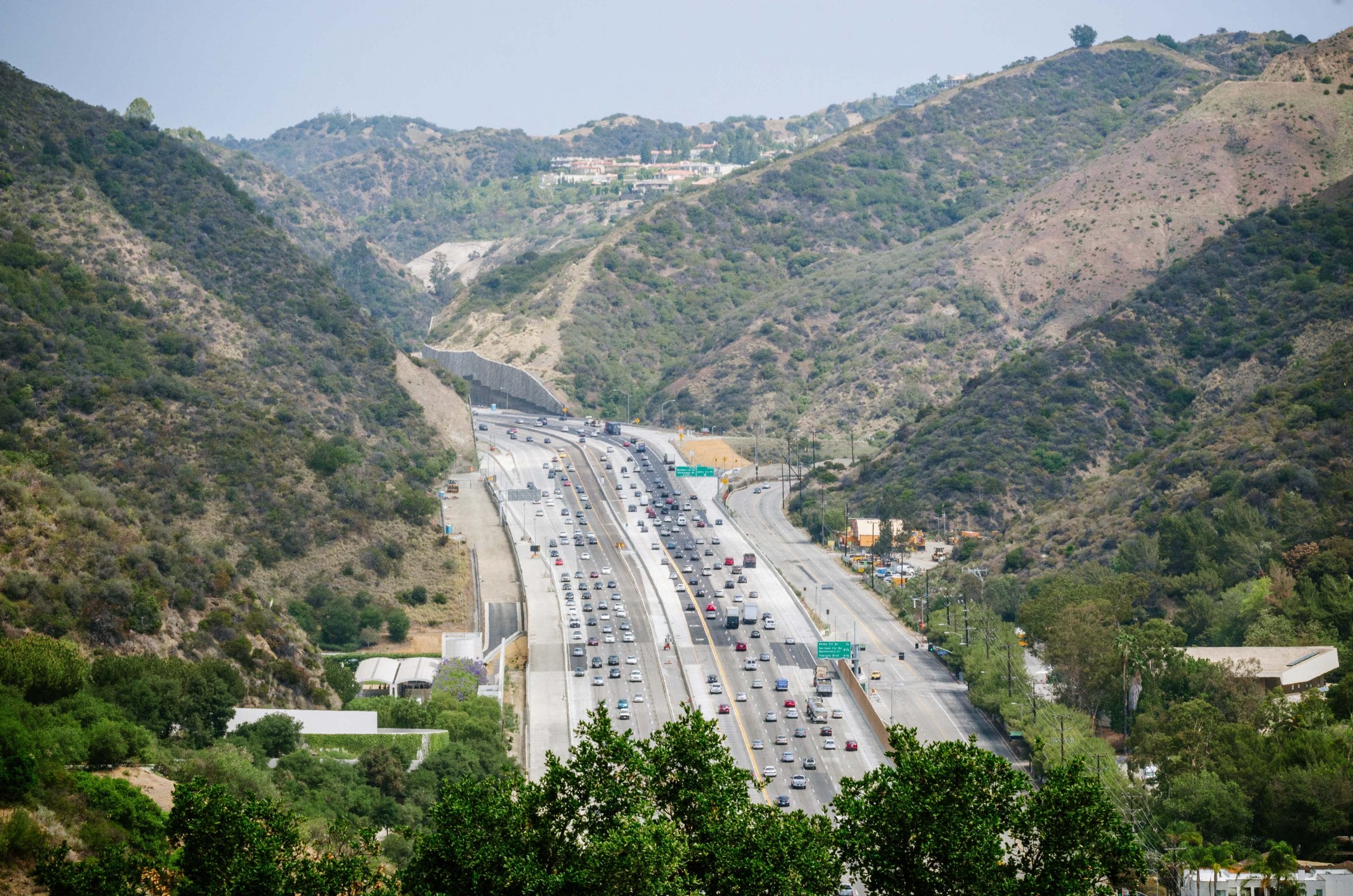 Looking north from the Getty with the new HOV lane on the right. Photo by Steve Hymon/Metro. 