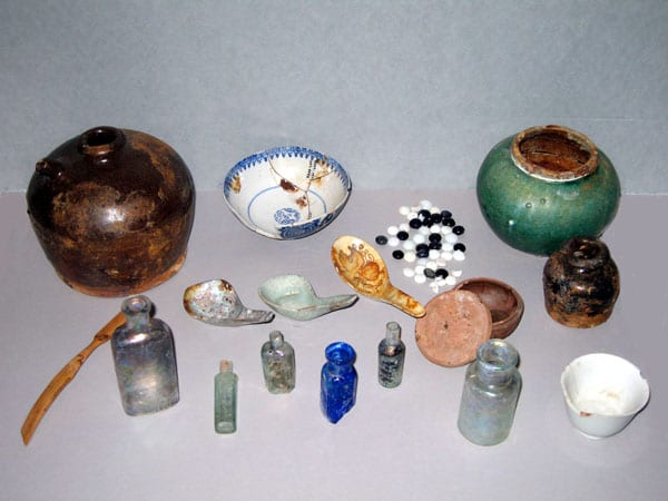 Artifacts of Old Chinatown excavated during 1989-1991. Courtesy of the Seaver Center for Western History Research, Natural History Museum of Los Angeles County.