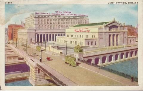 Fred Harvey postcard of Chicago Union Station. From Appetite for America, courtesy of the Michael McMillan Collection.