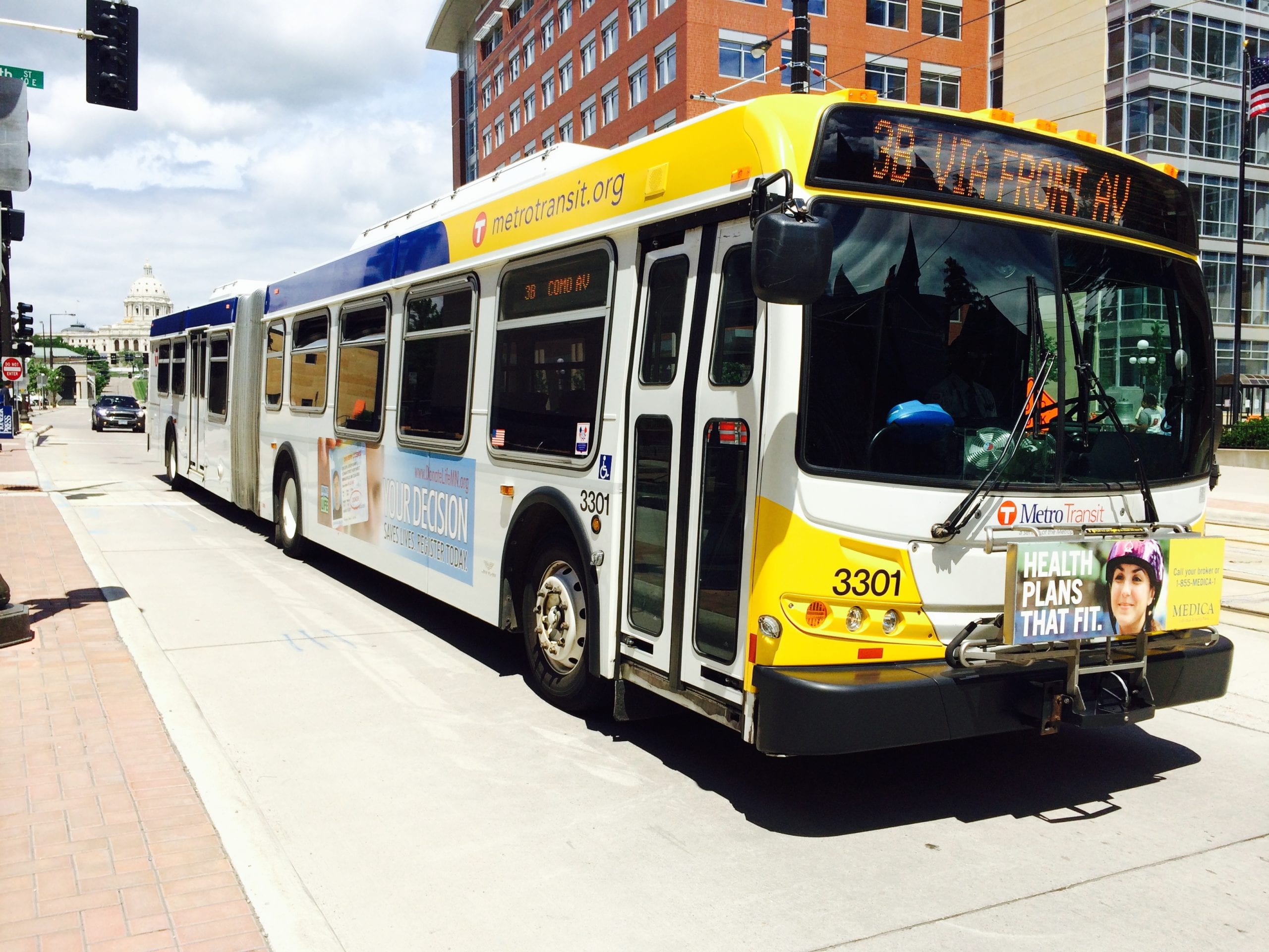 Metro Transit bus in downtown Saint Paul. (Photo: Joseph Lemon/Metro)