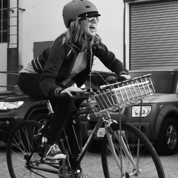 Kasia seems to be having a fun time on the bike!