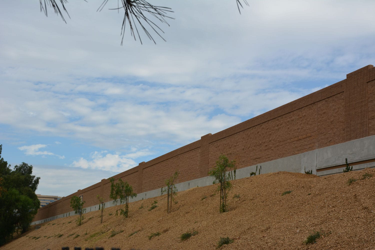 New SR-134 Sound Wall in the City of Burbank 