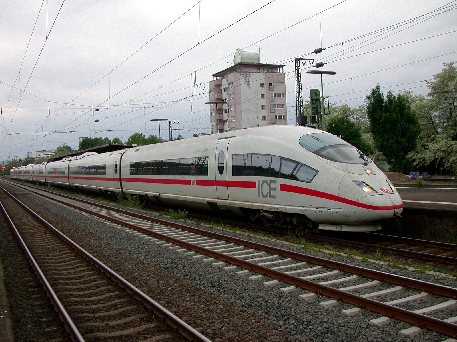 A German bullet train: 180mph and plenty of restrooms, writes Zocalo. Photo: Wikimedia.