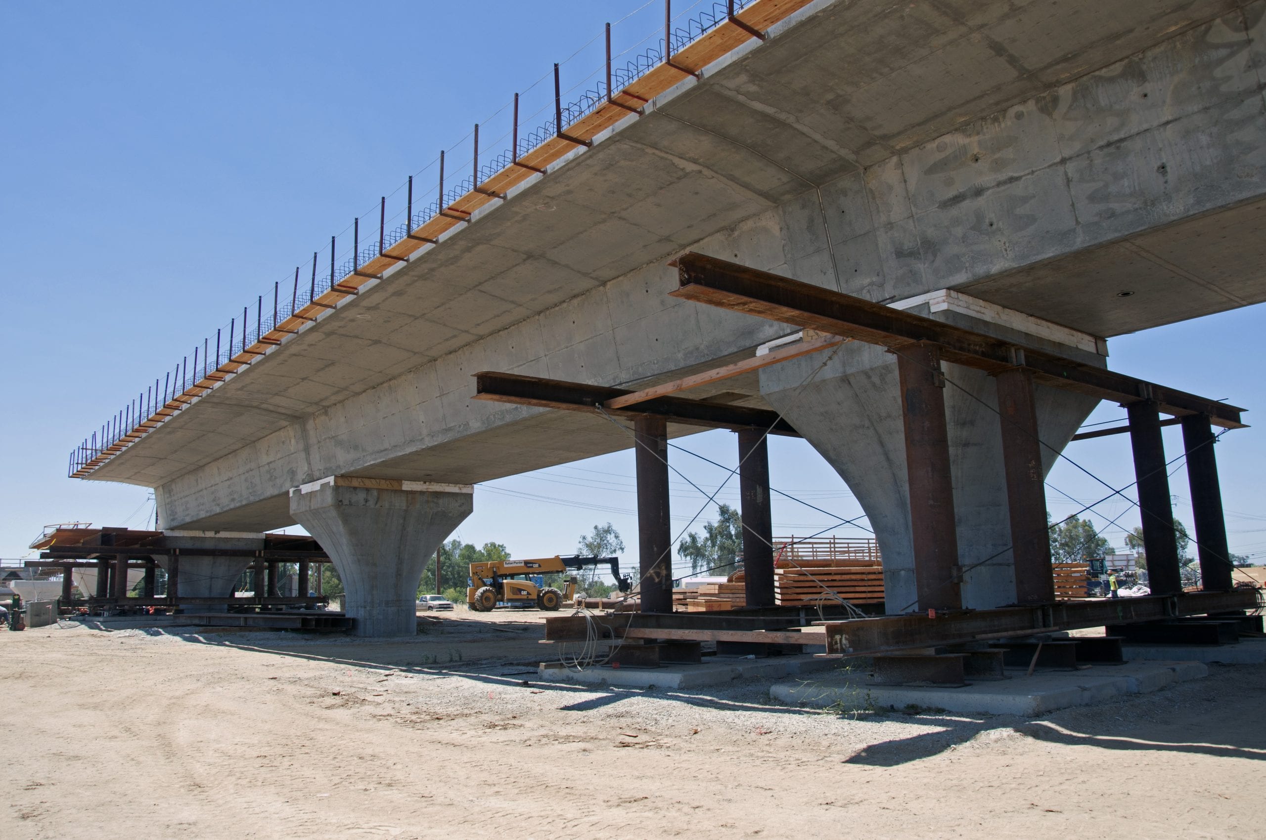 A bridge that would take bullet trains over the Fresno River takes shape. Photo: California High-Speed Rail Authority.